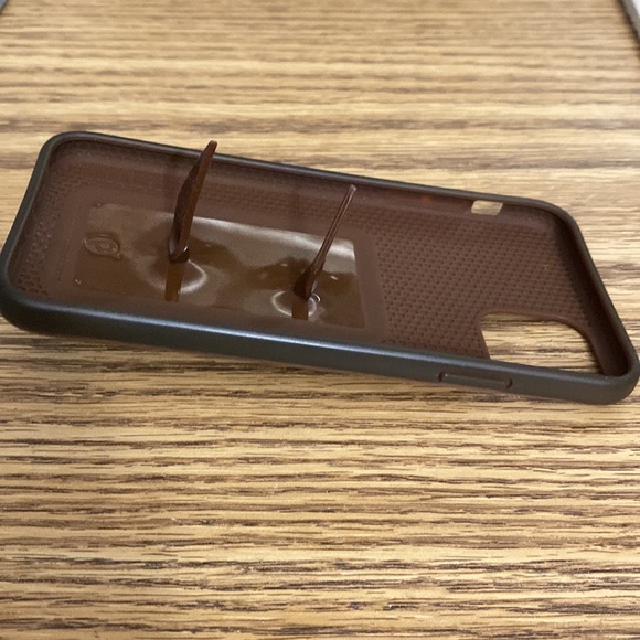 Loopy Case -iPhone 11 Pro Max - Picture 9 of 10